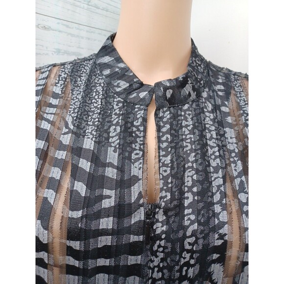 Chicos Travelers Womens Cardigan 2 (L) Black Gray Stripe Lace Semi Sheer Zip Up - Picture 2 of 8